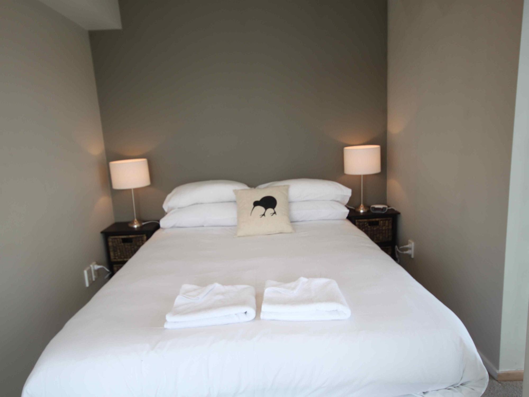 Carlton Villa 2 - Christchurch Holiday Homes エクステリア 写真